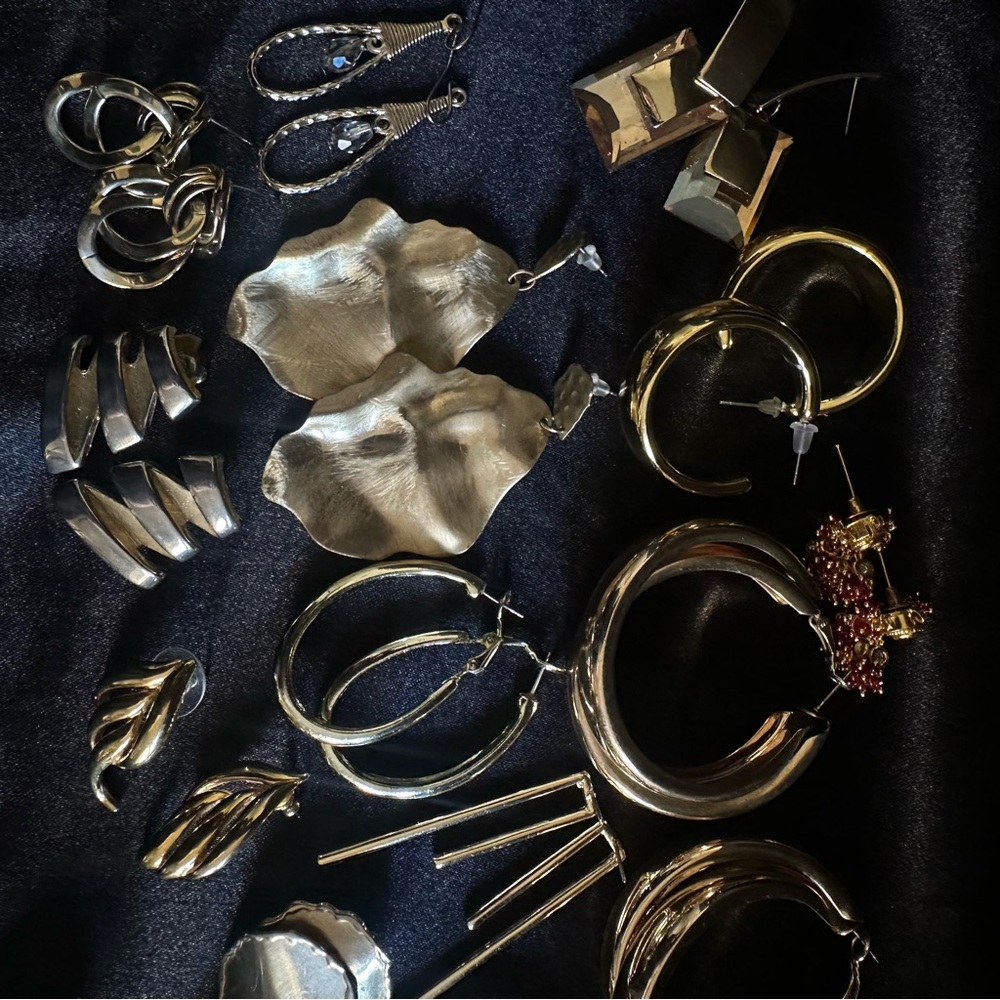 Vintage Earring Lot 20 Pairs - Picture 3 of 5